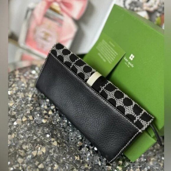 Kate Spade Black & White Adrienne Signature Print Wallet NWOT - Picture 5 of 12